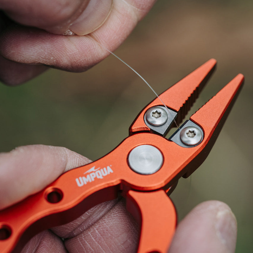 Umpqua RiverRun Trout Plier with Sheath